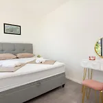 House With A Parking Space Privlaka, Zadar - 21430 Holiday home *