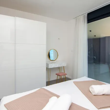 בית נופש House With A Parking Space Privlaka, Zadar - 21430 פריבלאקה
